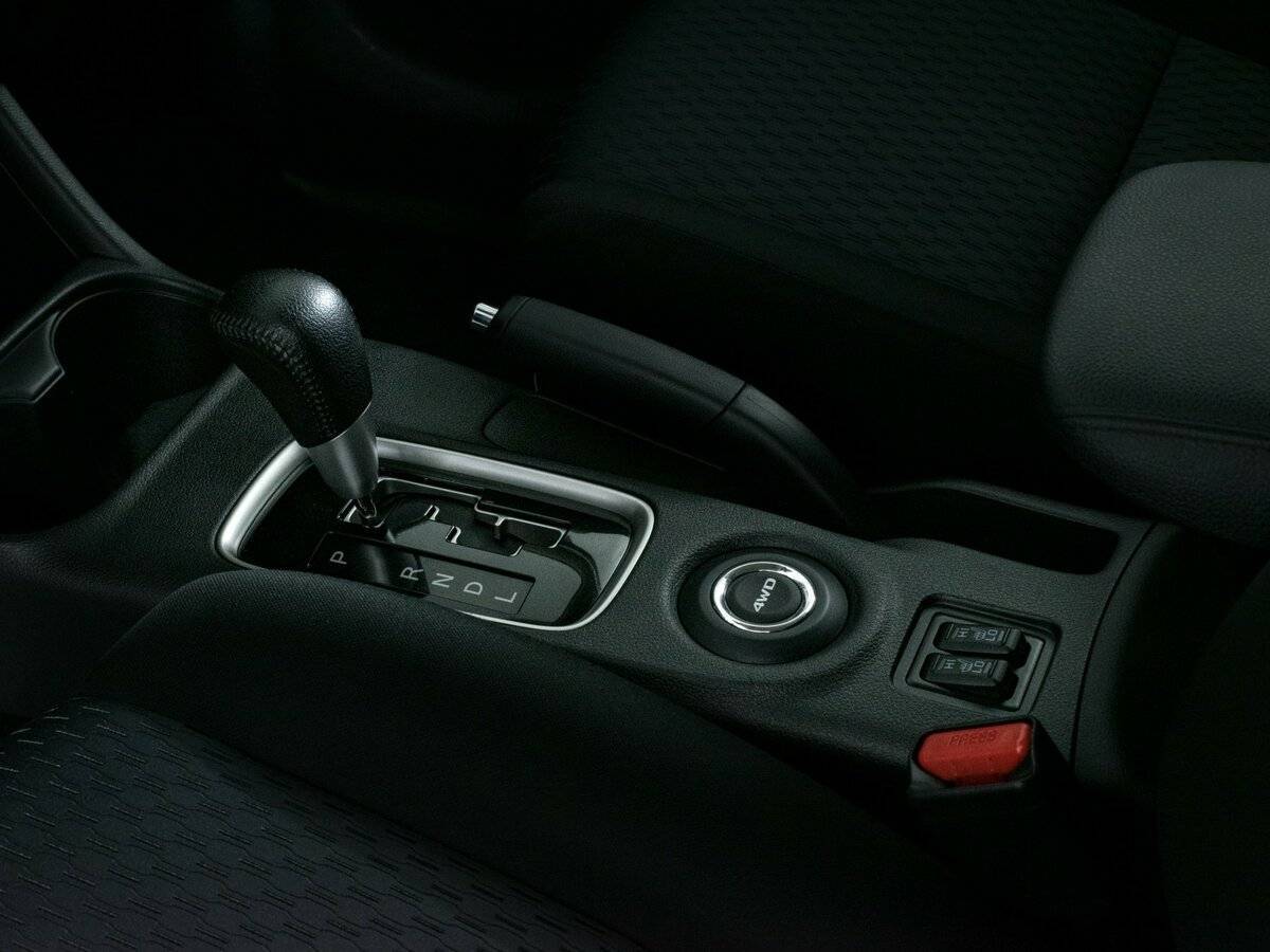 Mitsubishi Outlander с пробегом — 2012 год. Фото: #12