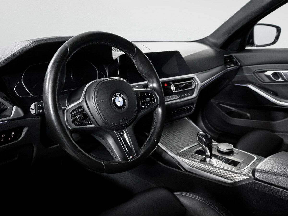 BMW 3 серии с пробегом — 2020 год. Фото: #13