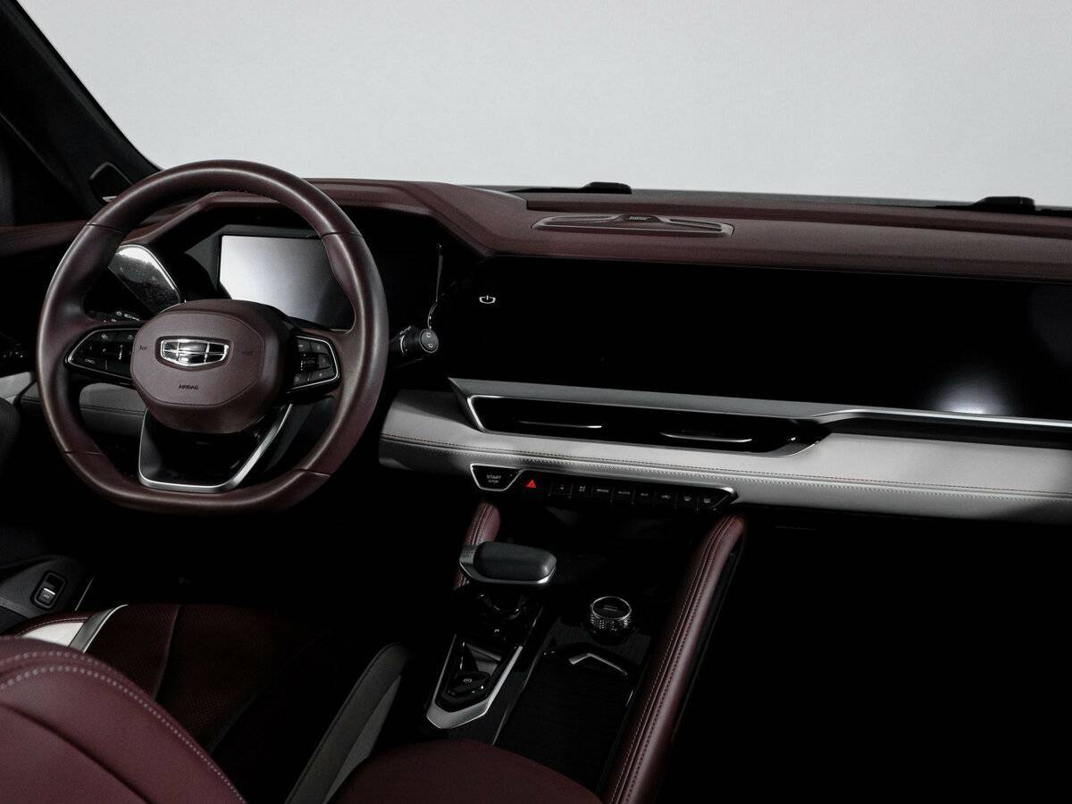 Geely Monjaro с пробегом — 2023 год. Фото: #11