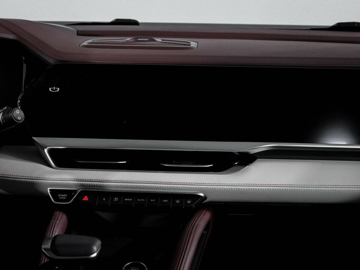 Geely Monjaro с пробегом — 2023 год. Фото: #12