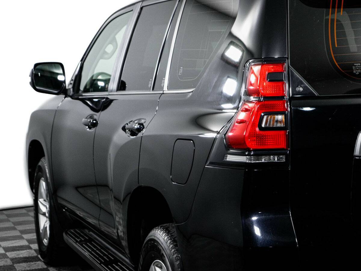 Toyota Land Cruiser Prado с пробегом — 2021 год. Фото: #19