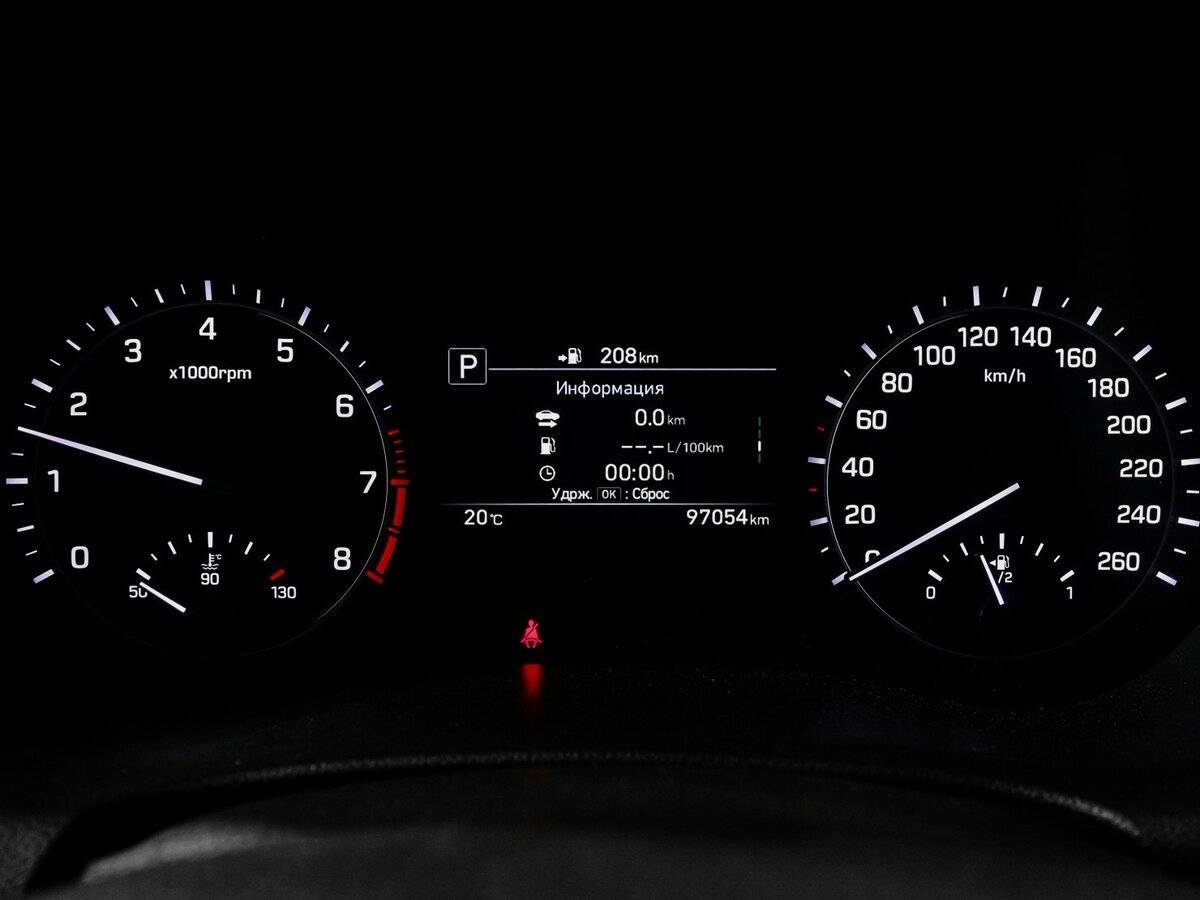 Genesis G80 с пробегом — 2019 год. Фото: #10