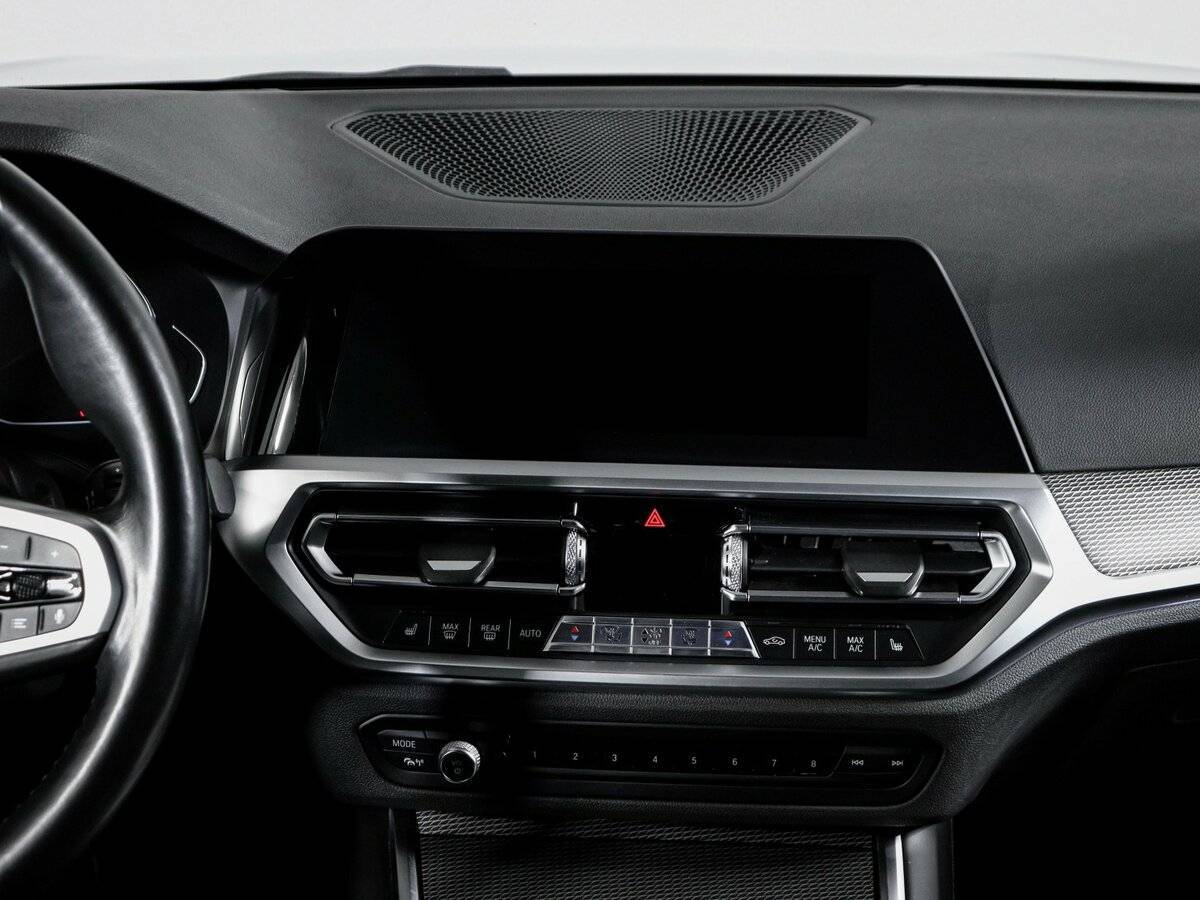 BMW 3 серии с пробегом — 2020 год. Фото: #12