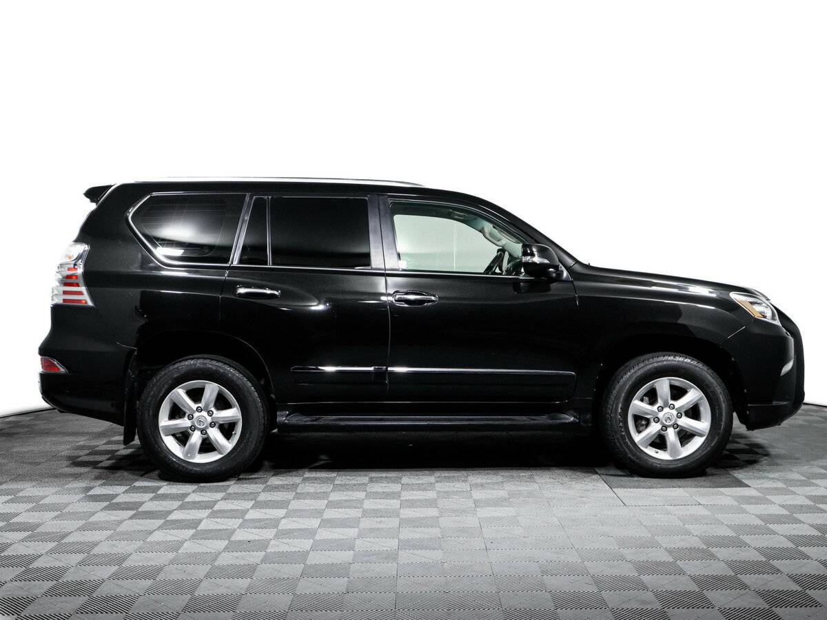 Lexus GX с пробегом — 2015 год. Фото: #3