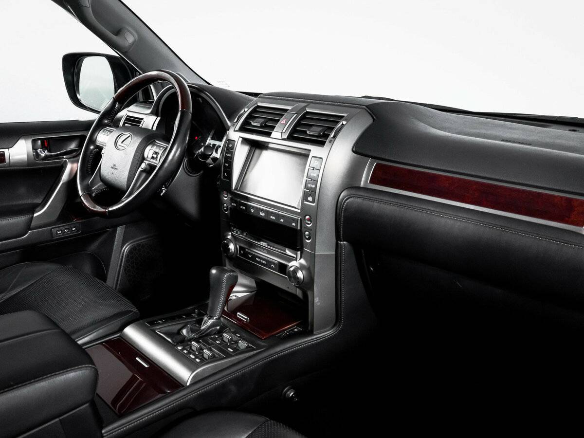 Lexus GX с пробегом — 2015 год. Фото: #8