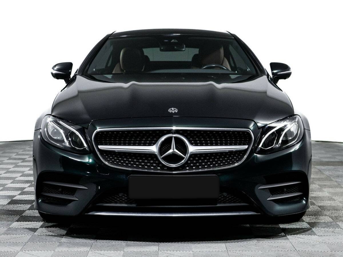 Mercedes-Benz E-Класс с пробегом — 2018 год. Фото: #1