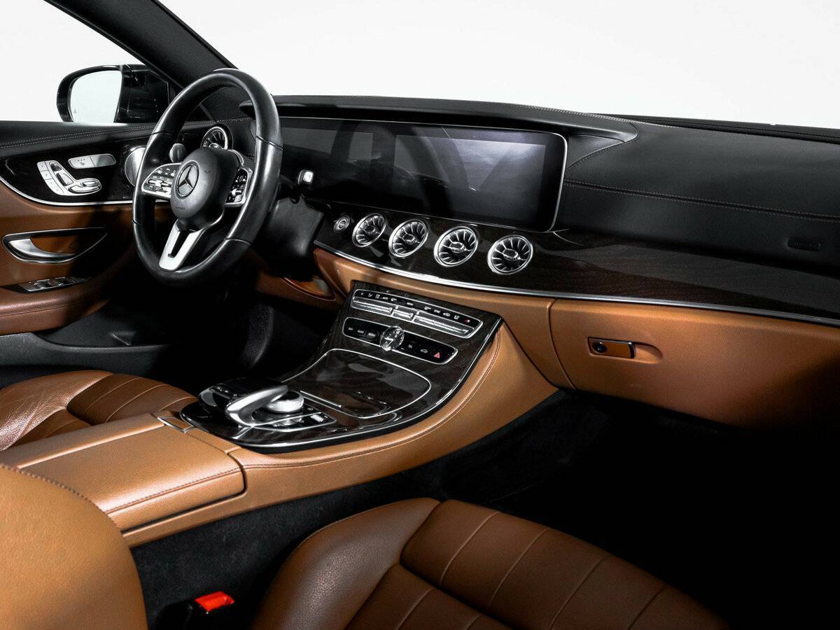 Mercedes-Benz E-Класс с пробегом — 2018 год. Фото: #8