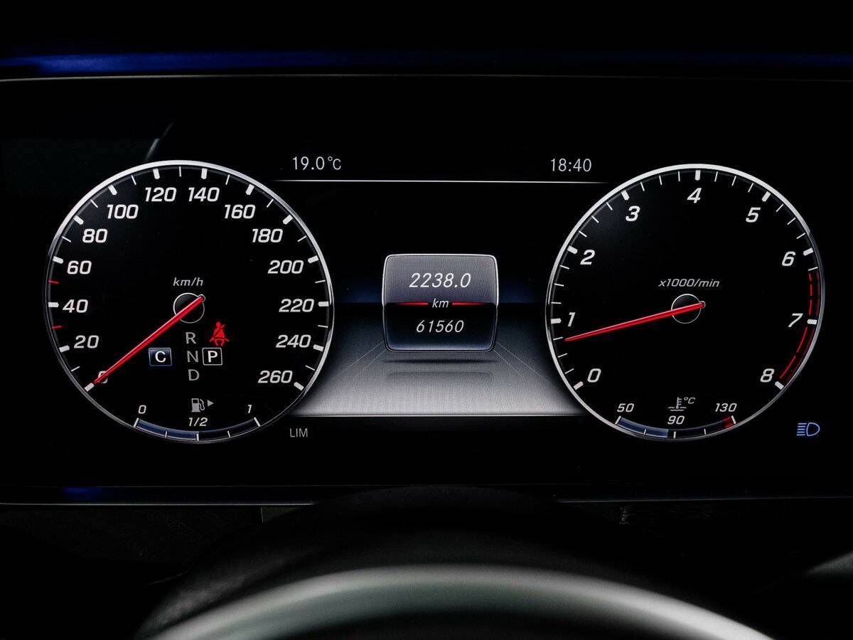 Mercedes-Benz E-Класс с пробегом — 2018 год. Фото: #10