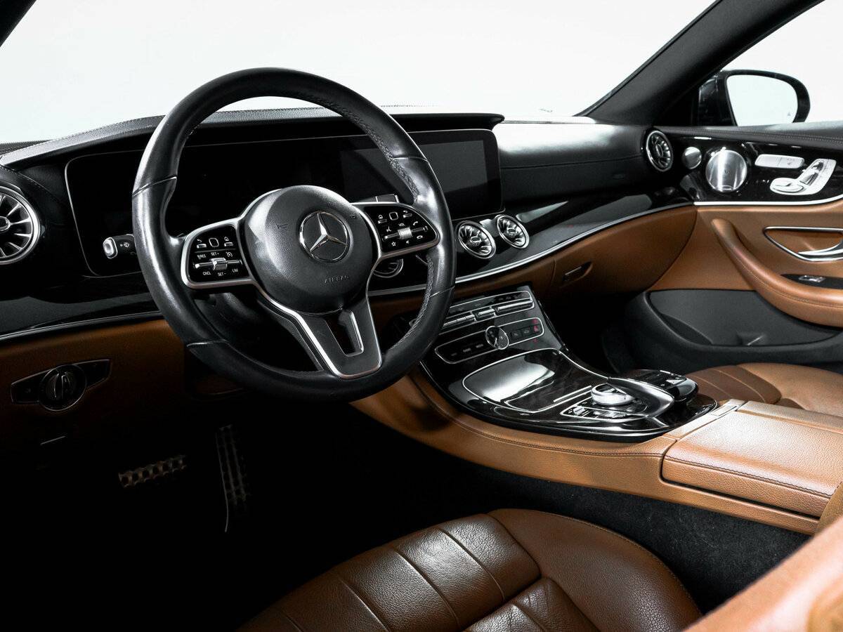 Mercedes-Benz E-Класс с пробегом — 2018 год. Фото: #13