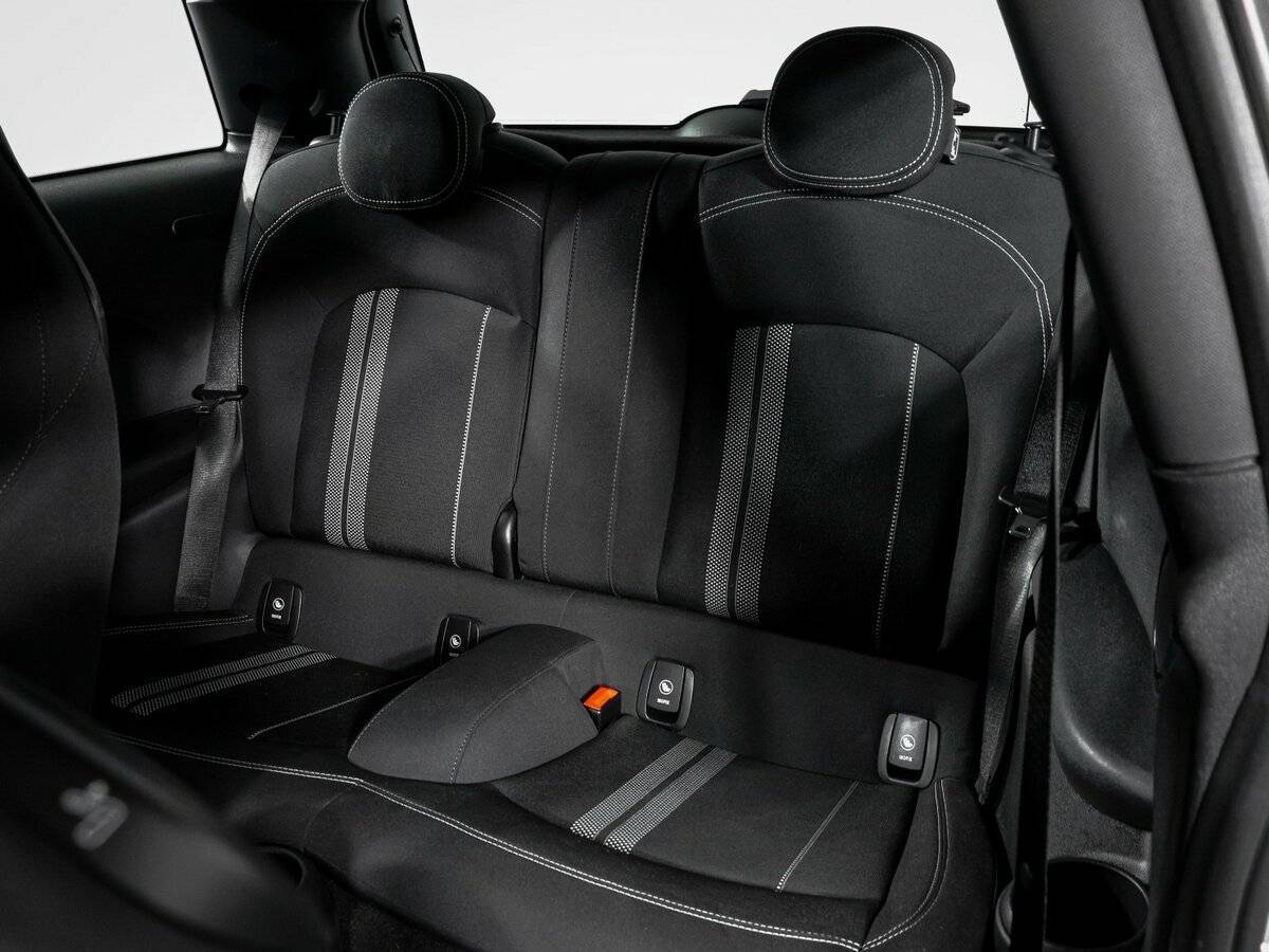 Mini Hatch с пробегом — 2019 год. Фото: #9