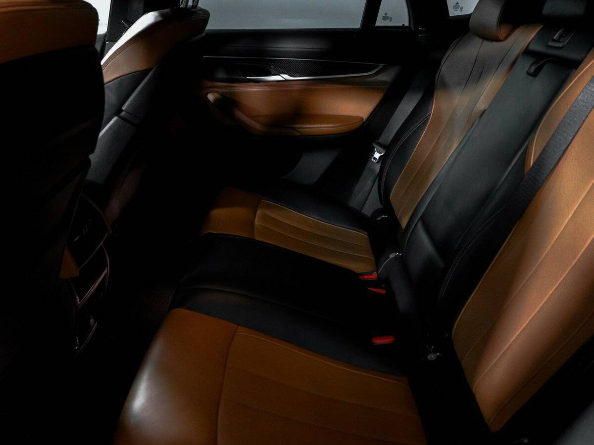 BMW X6 с пробегом — 2019 год. Фото: #9