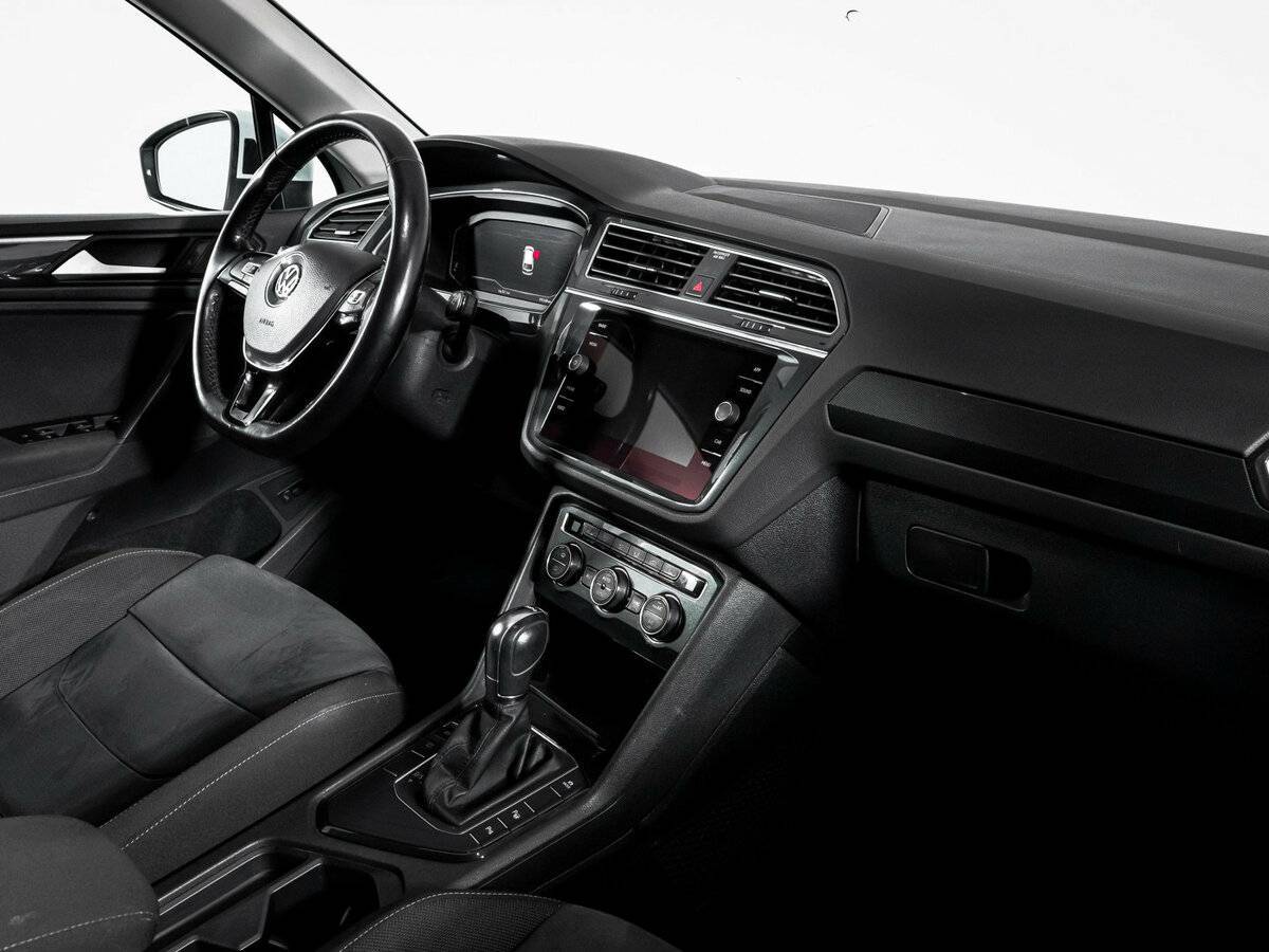 Volkswagen Tiguan с пробегом — 2019 год. Фото: #8