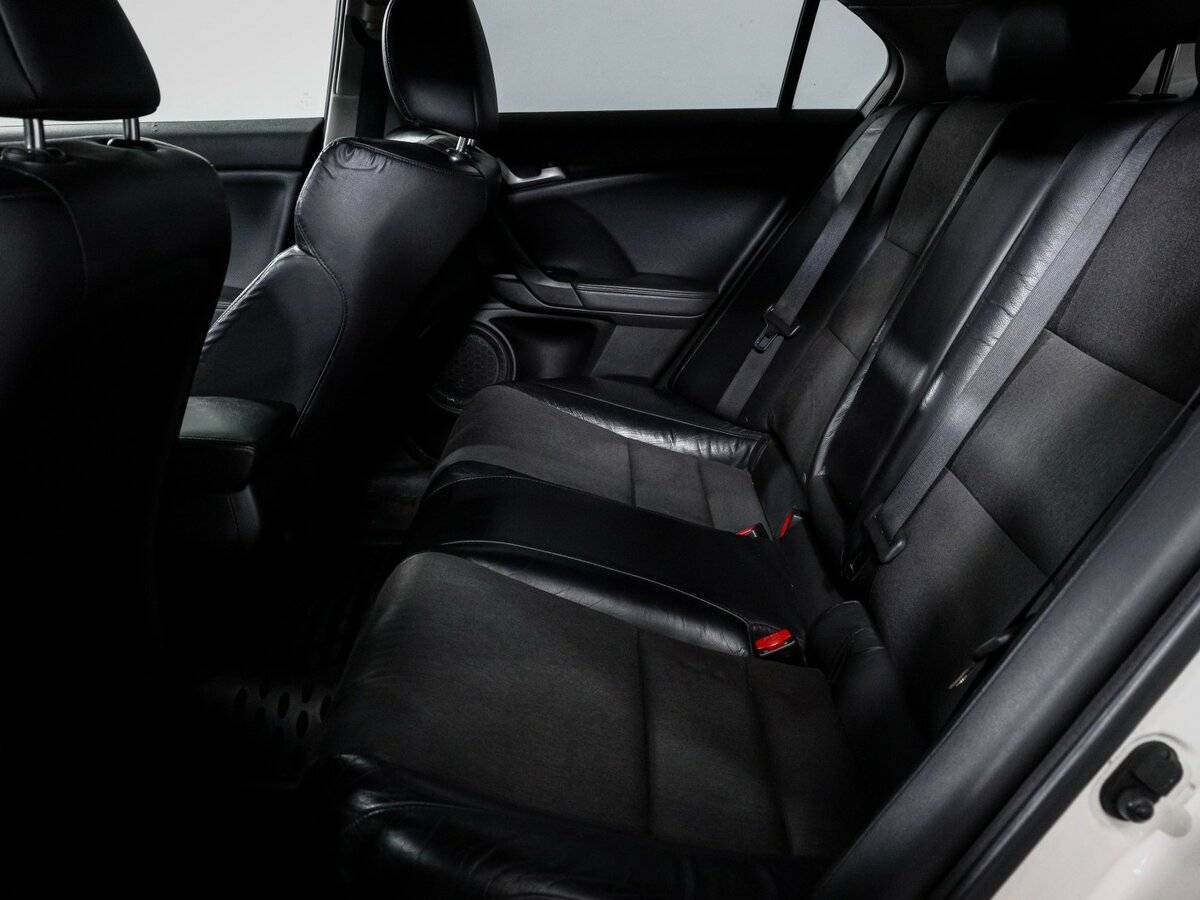 Honda Accord с пробегом — 2008 год. Фото: #9