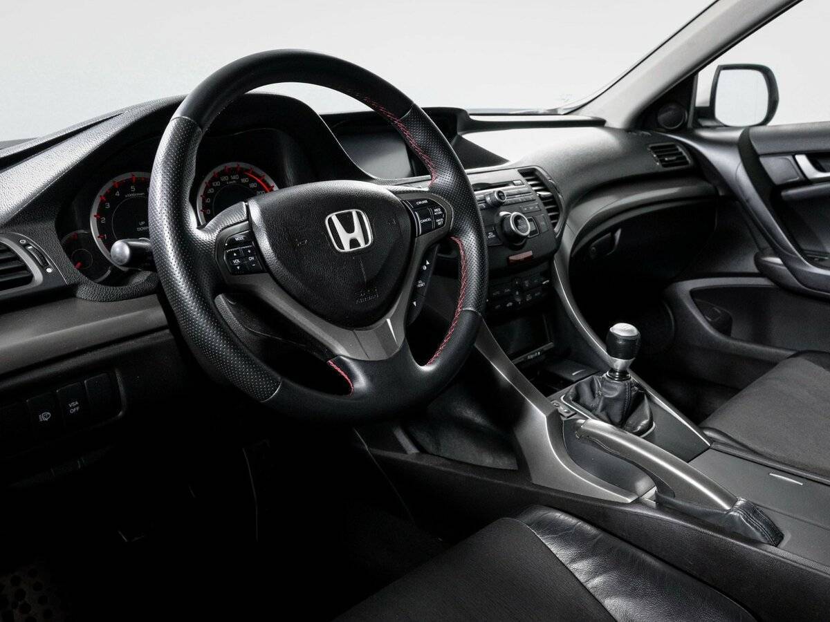 Honda Accord с пробегом — 2008 год. Фото: #12