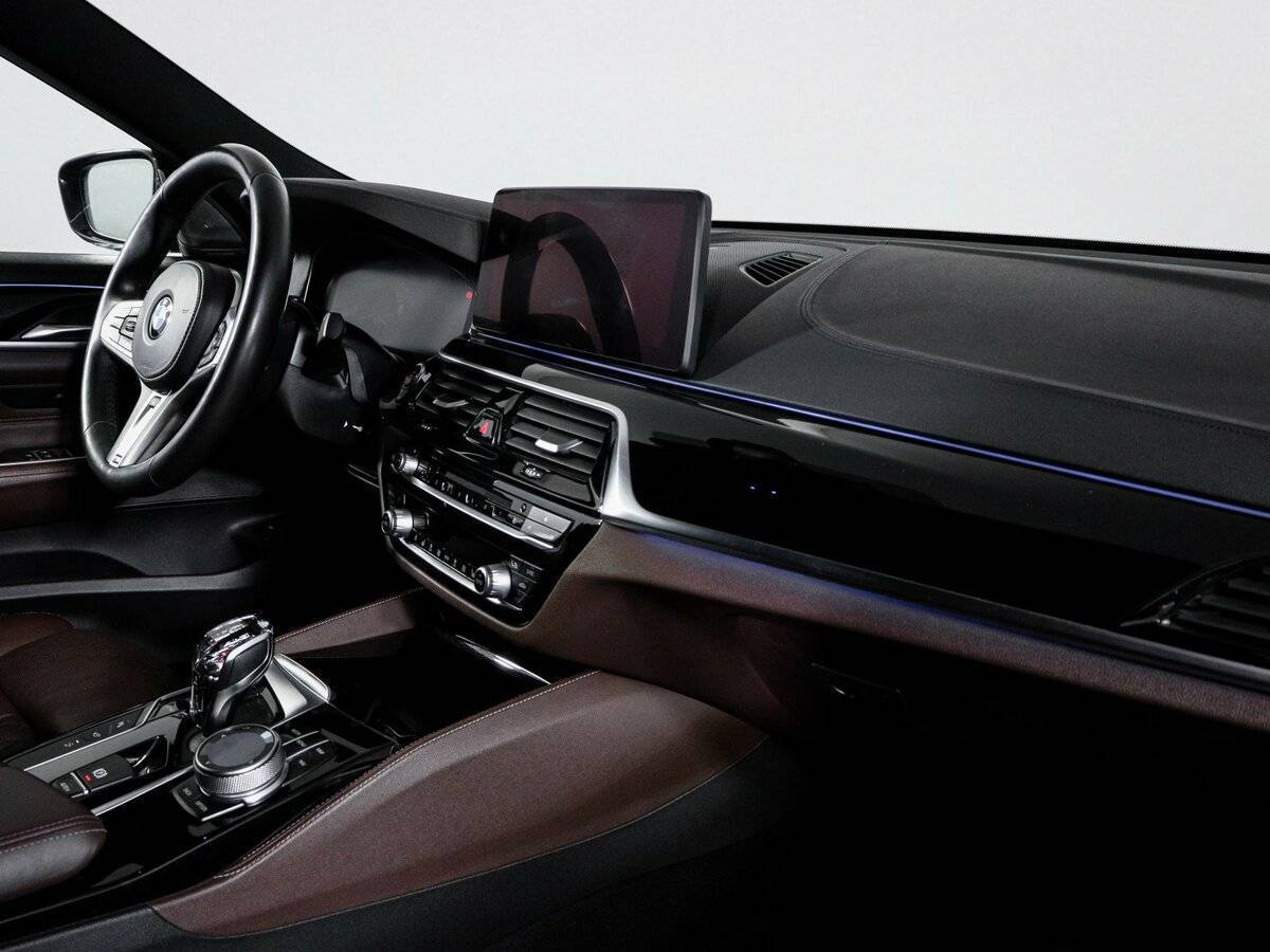 BMW 6 серии с пробегом — 2017 год. Фото: #8