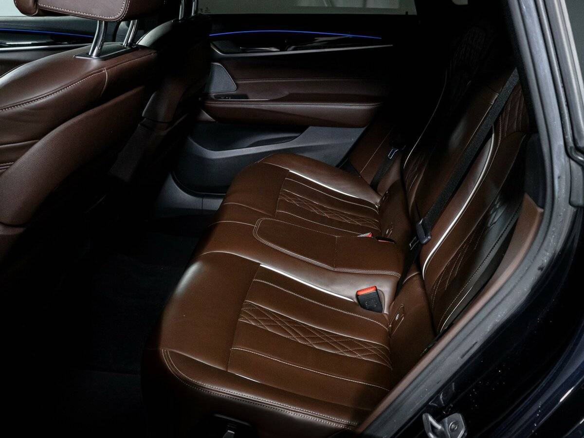 BMW 6 серии с пробегом — 2017 год. Фото: #9