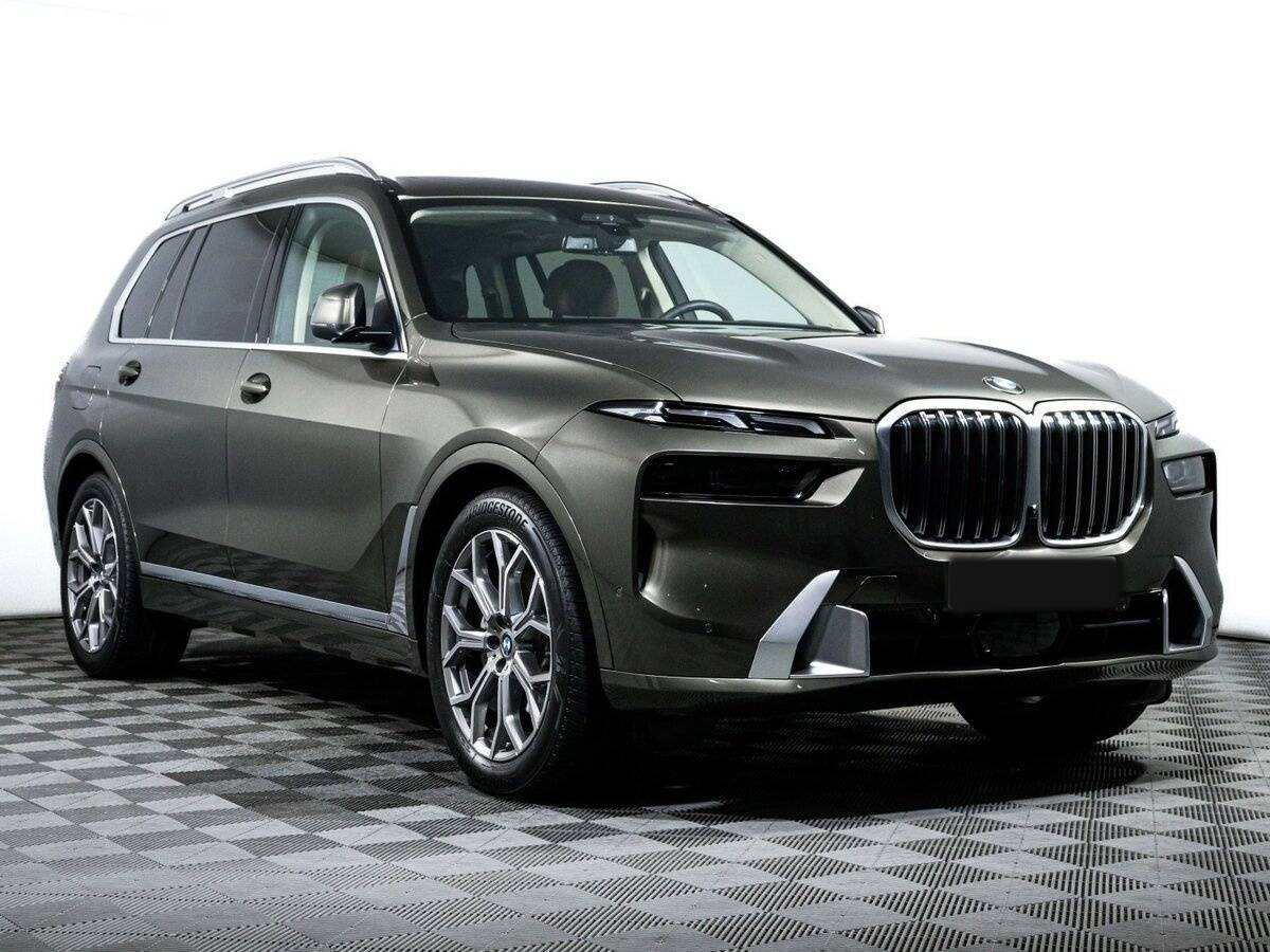BMW X7 с пробегом — 2022 год. Фото: #2