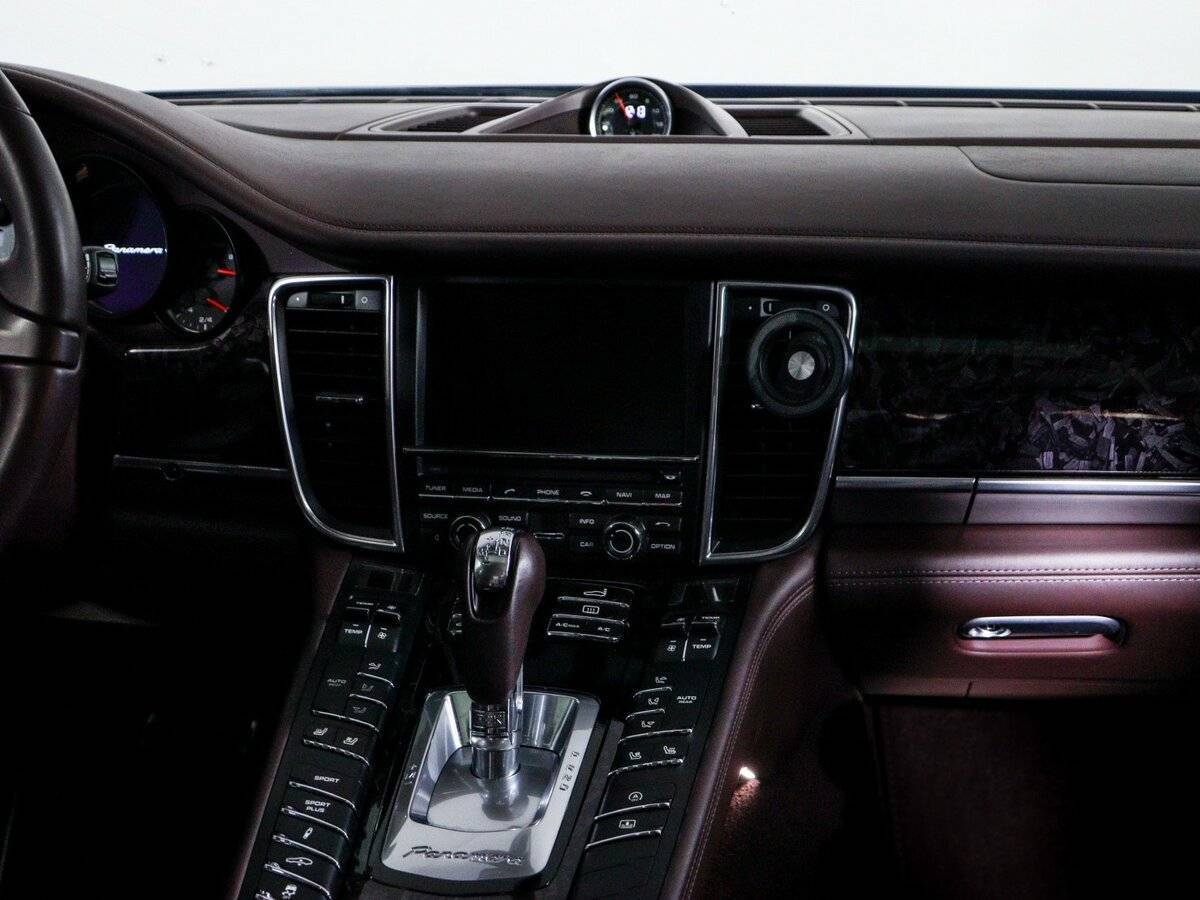 Porsche Panamera с пробегом — 2013 год. Фото: #12