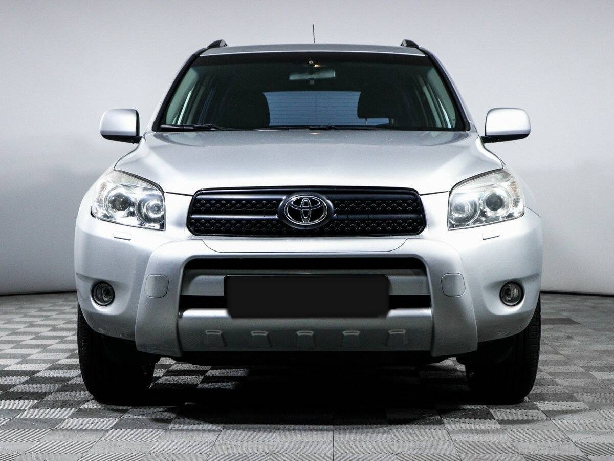 Toyota RAV4 с пробегом — 2006 год. Фото: #1
