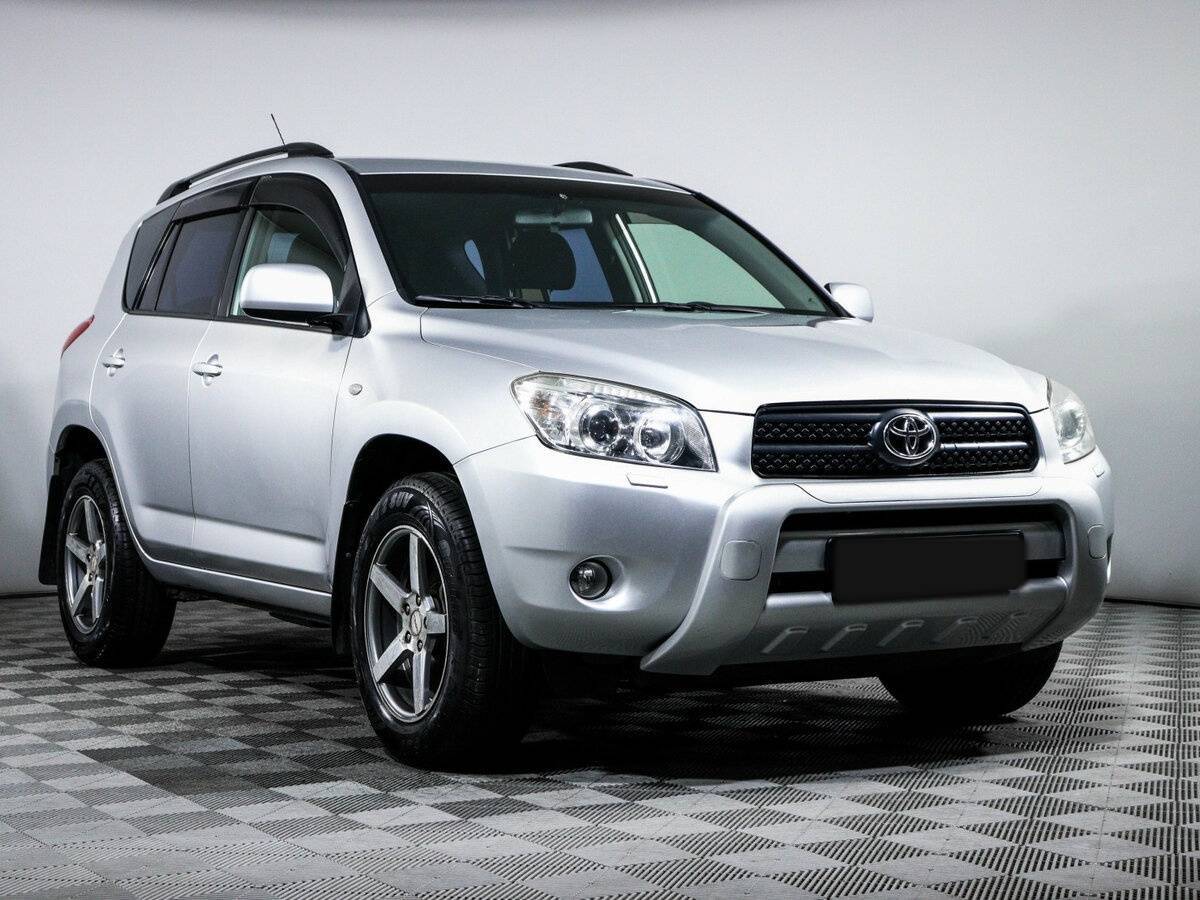 Toyota RAV4 с пробегом — 2006 год. Фото: #2