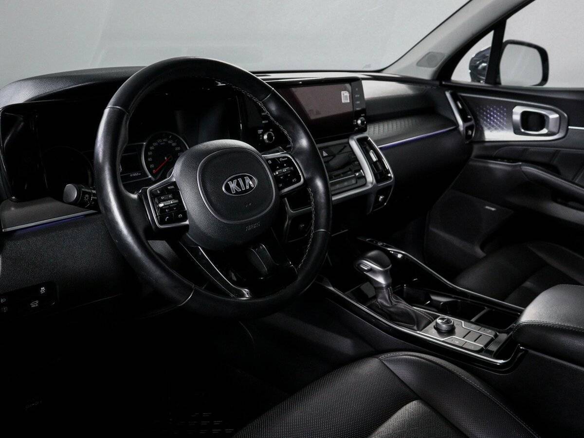 Kia Sorento с пробегом — 2020 год. Фото: #13