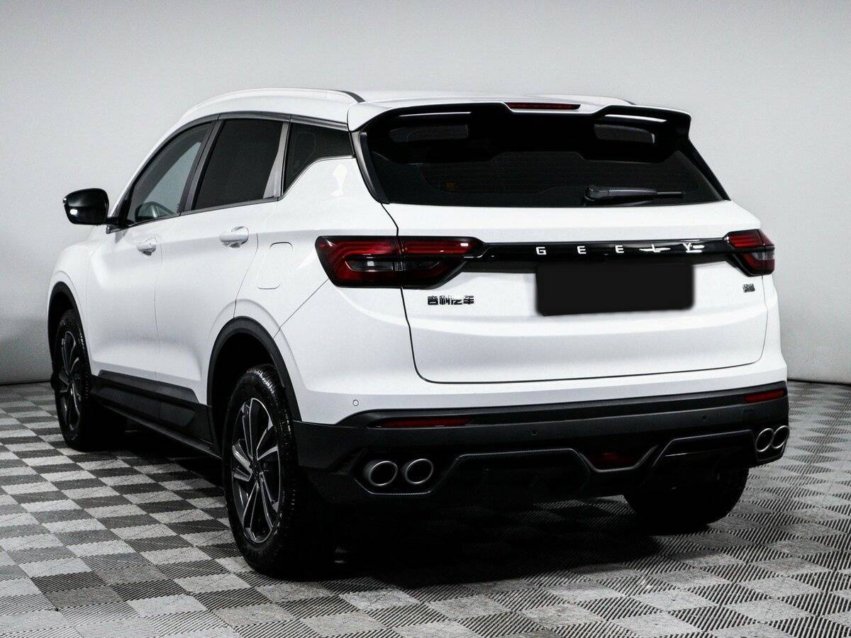 Geely Coolray с пробегом — 2023 год. Фото: #6