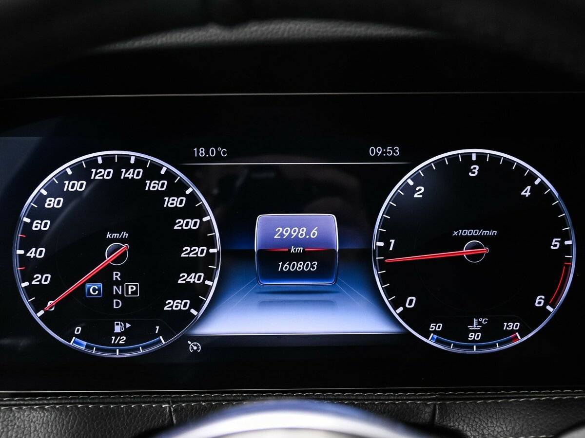 Mercedes-Benz S-Класс с пробегом — 2018 год. Фото: #11