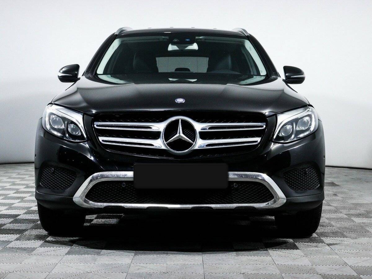 Mercedes-Benz GLC с пробегом — 2015 год. Фото: #1