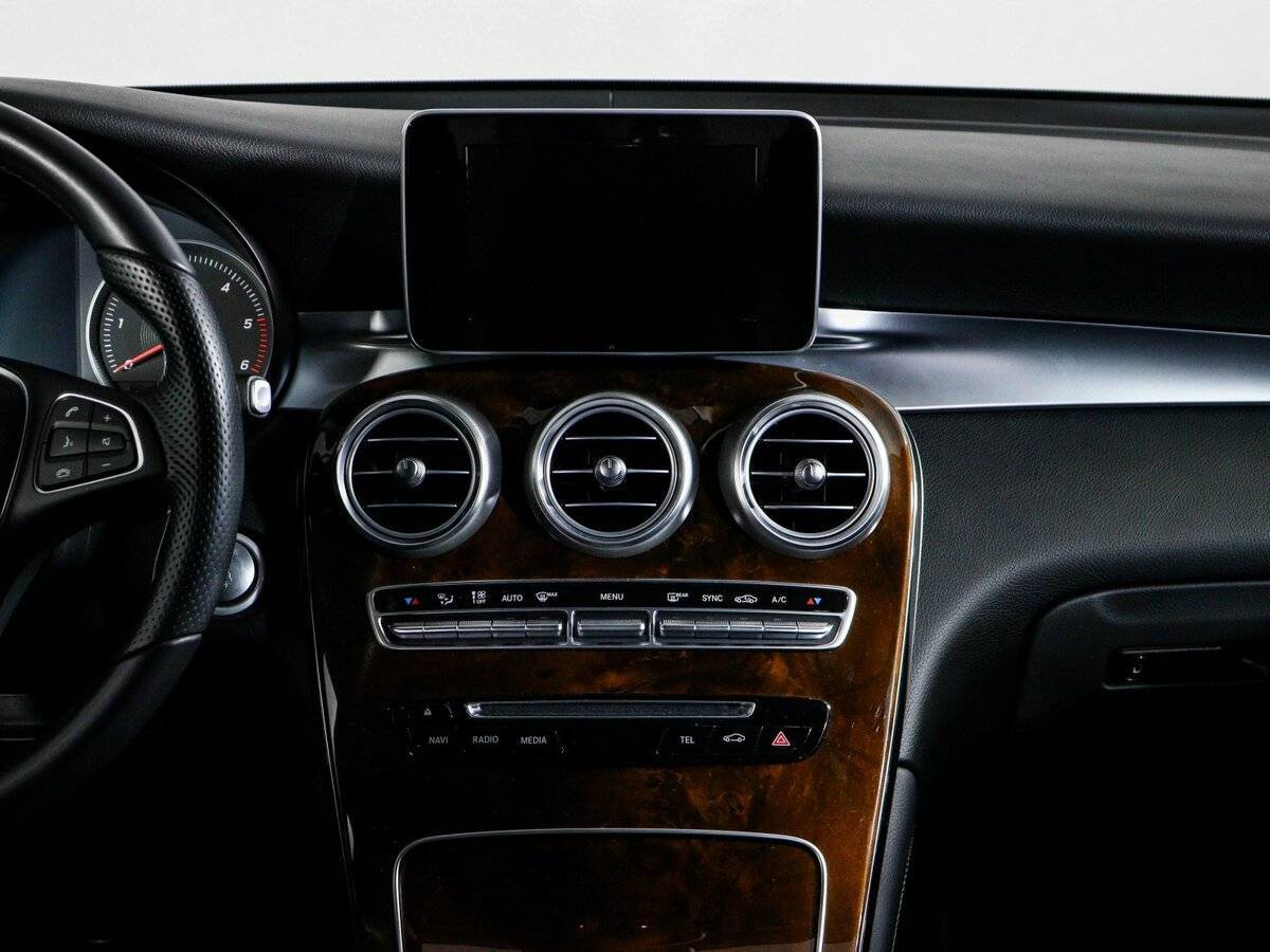 Mercedes-Benz GLC с пробегом — 2015 год. Фото: #12