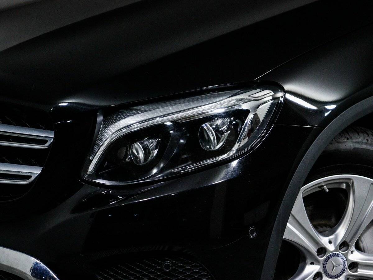 Mercedes-Benz GLC с пробегом — 2015 год. Фото: #15