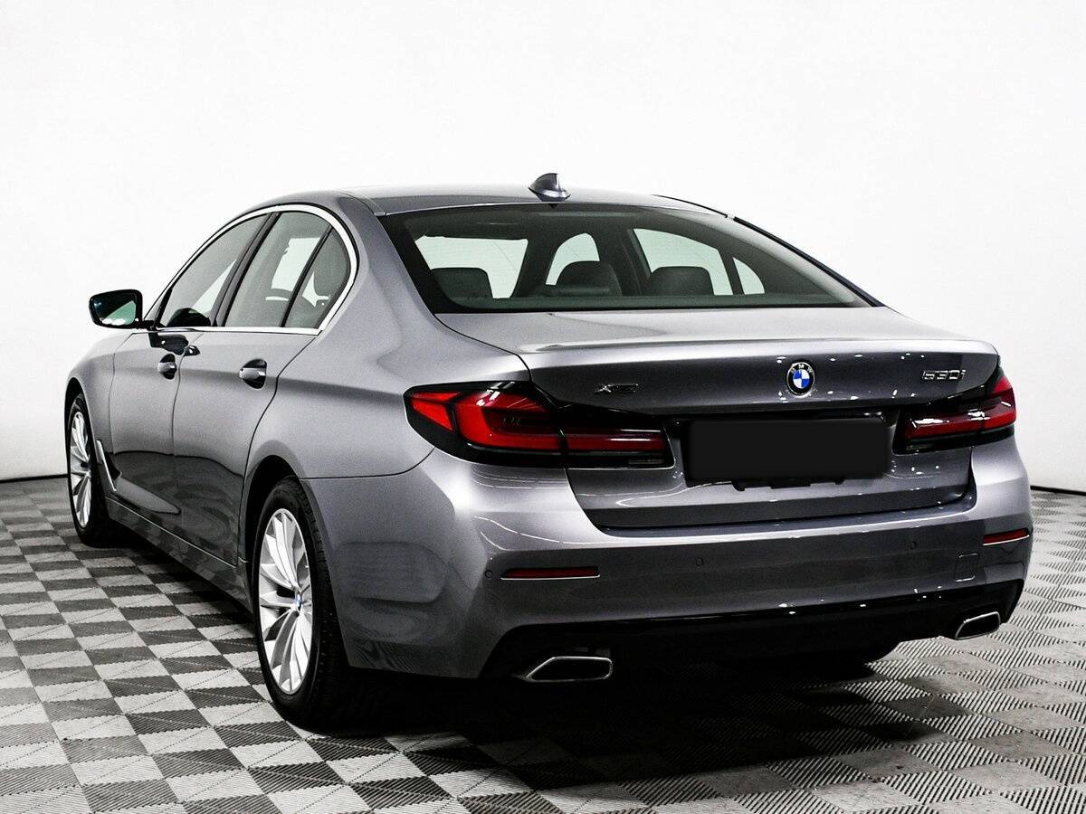 BMW 5 серии с пробегом — 2023 год. Фото: #5