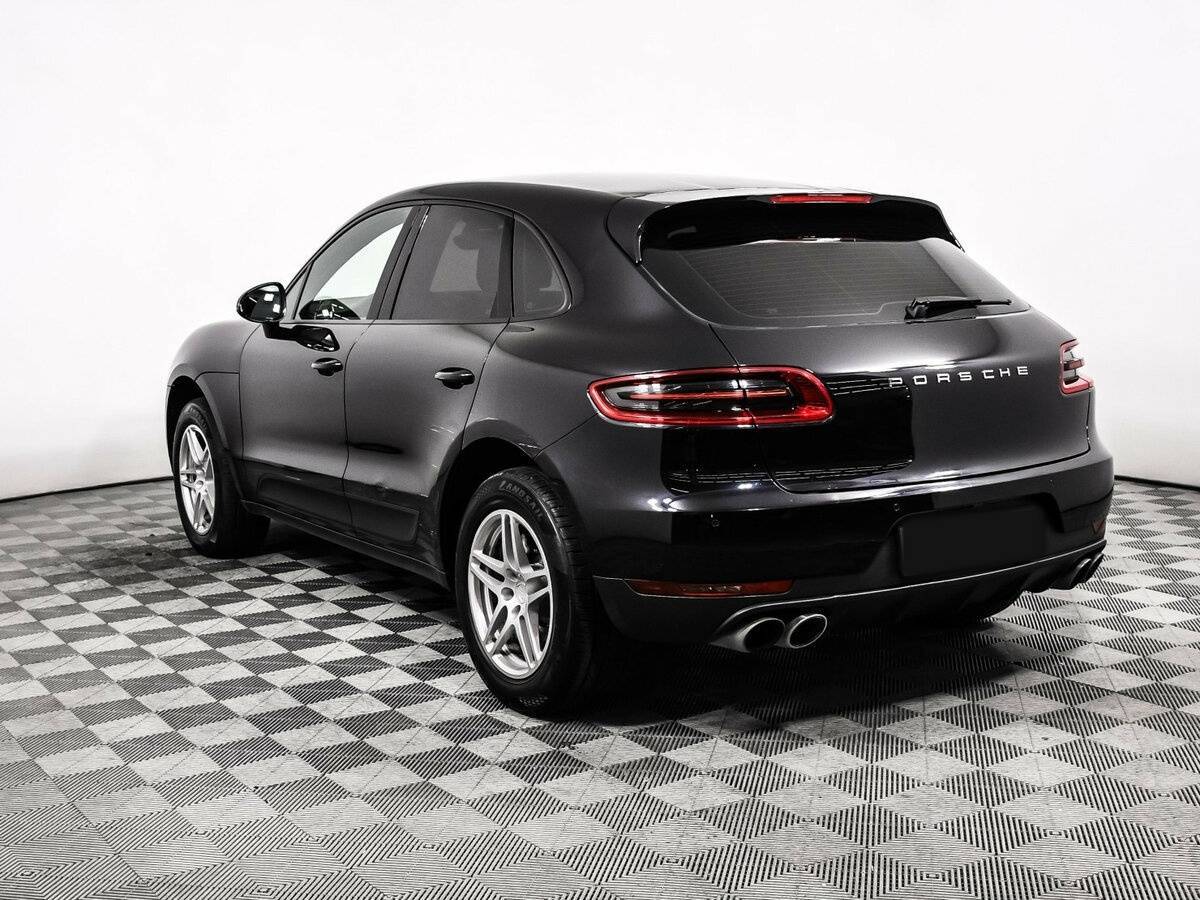 Porsche Macan с пробегом — 2015 год. Фото: #6