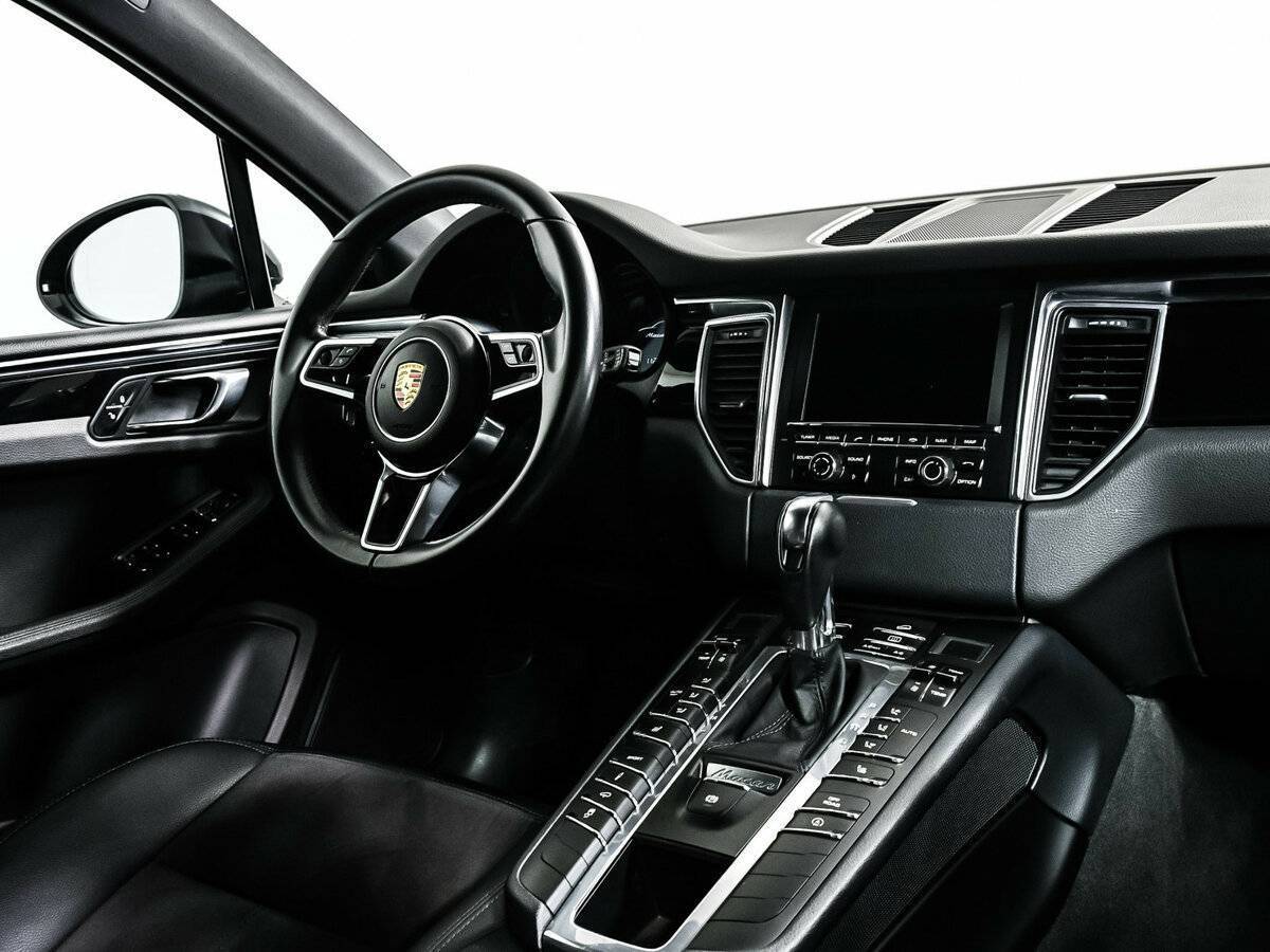 Porsche Macan с пробегом — 2015 год. Фото: #8