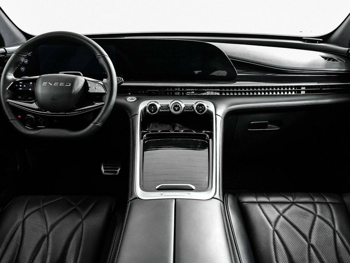 EXEED RX с пробегом — 2023 год. Фото: #10