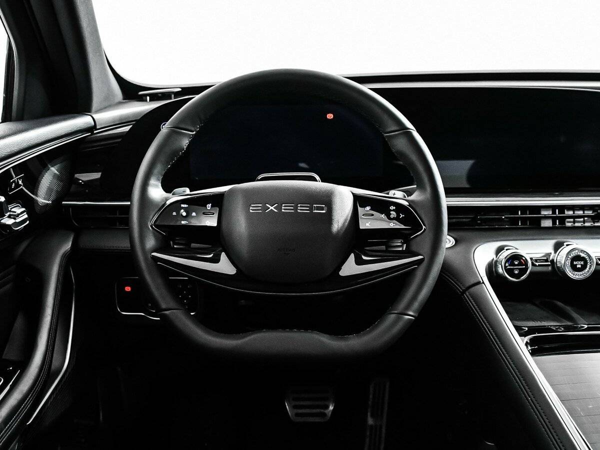 EXEED RX с пробегом — 2023 год. Фото: #11