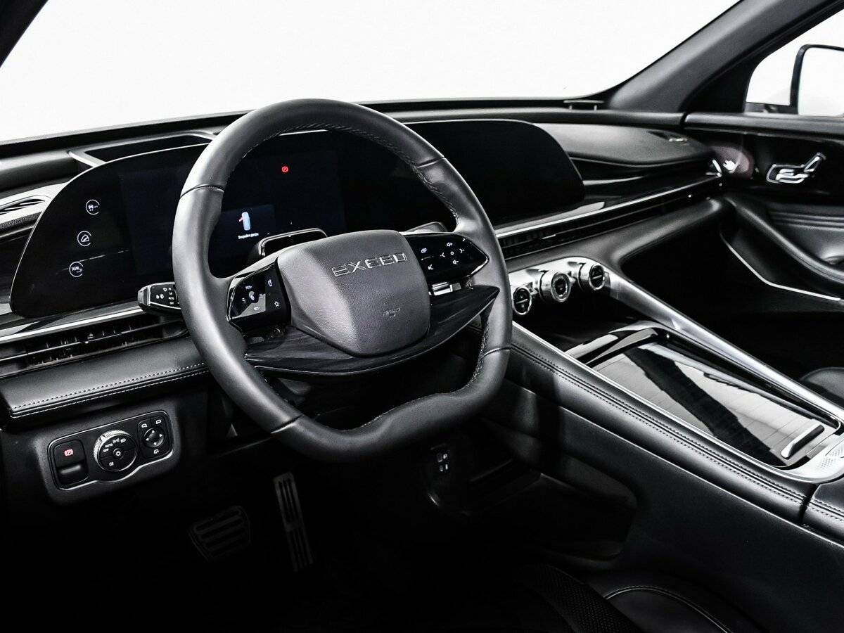 EXEED RX с пробегом — 2023 год. Фото: #12