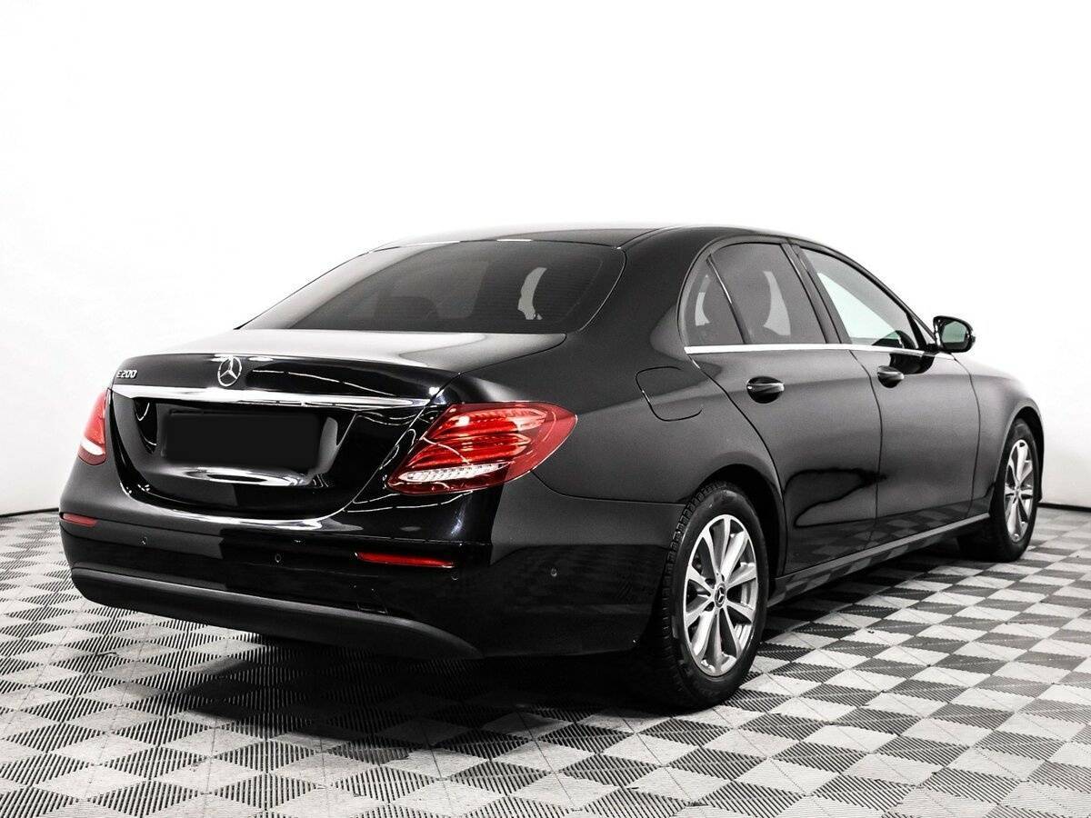 Mercedes-Benz E-Класс с пробегом — 2017 год. Фото: #4