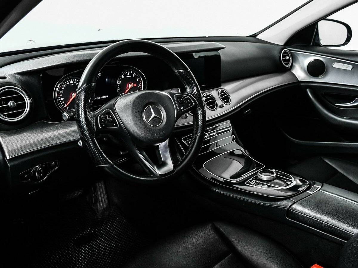 Mercedes-Benz E-Класс с пробегом — 2017 год. Фото: #11