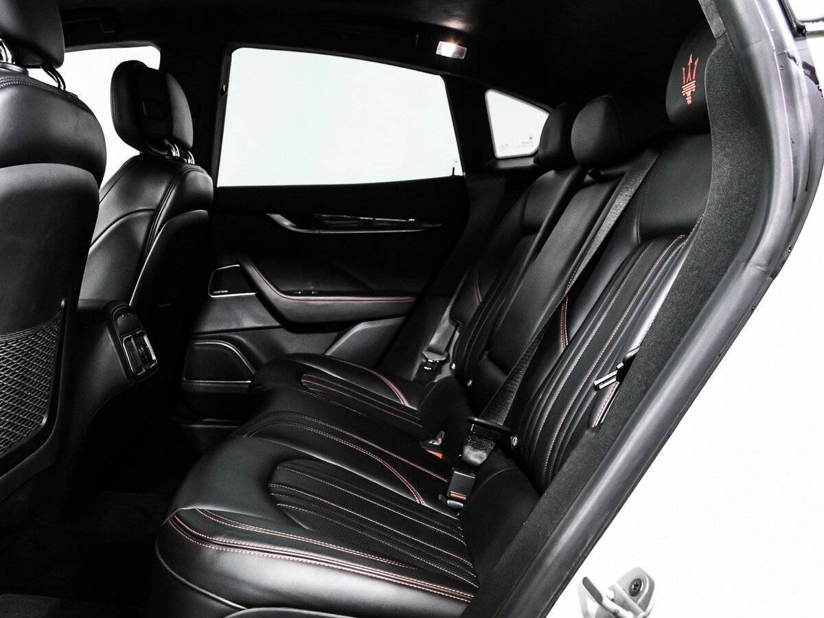 Maserati Levante с пробегом — 2017 год. Фото: #12