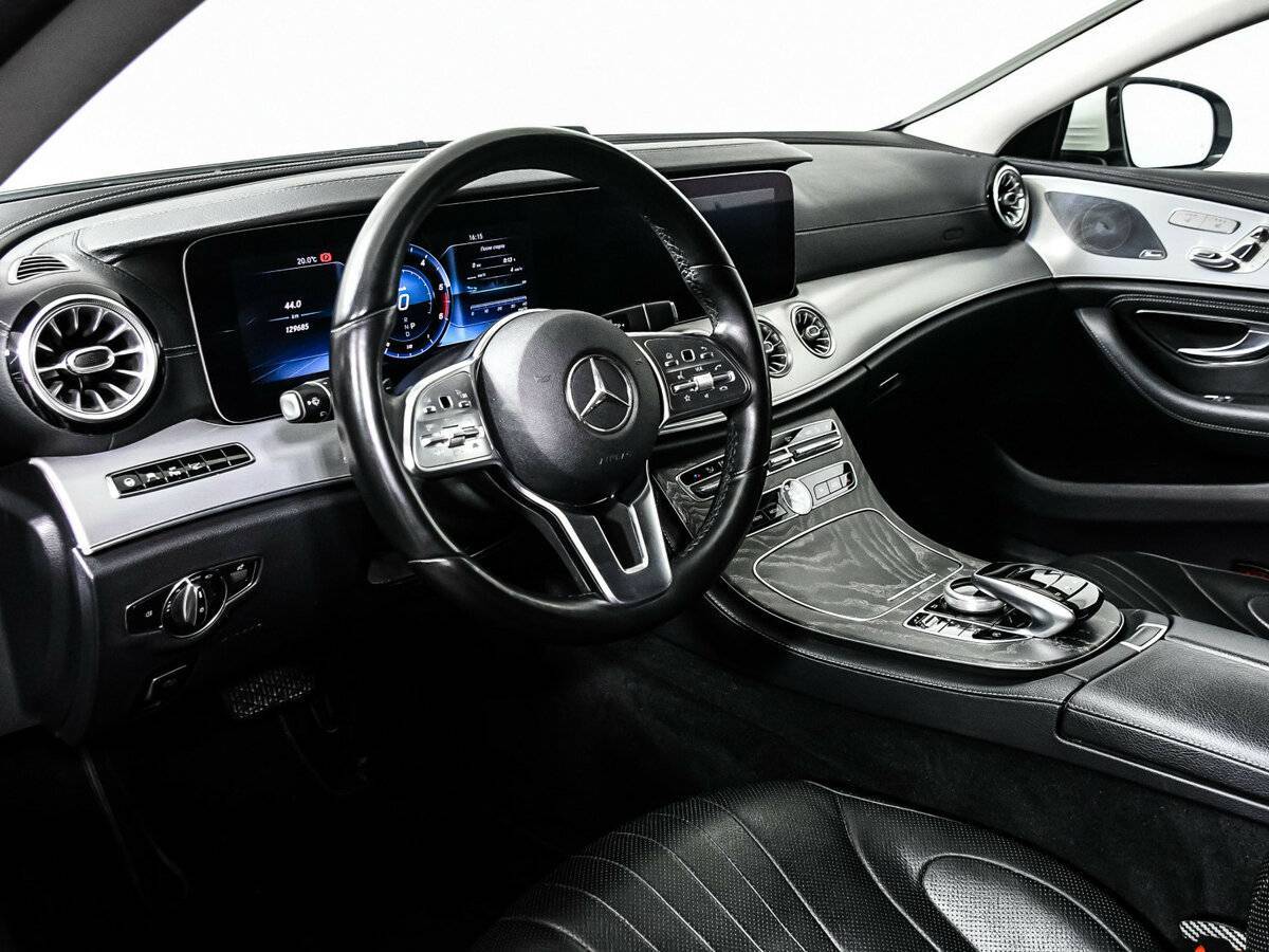 Mercedes-Benz CLS с пробегом — 2018 год. Фото: #12