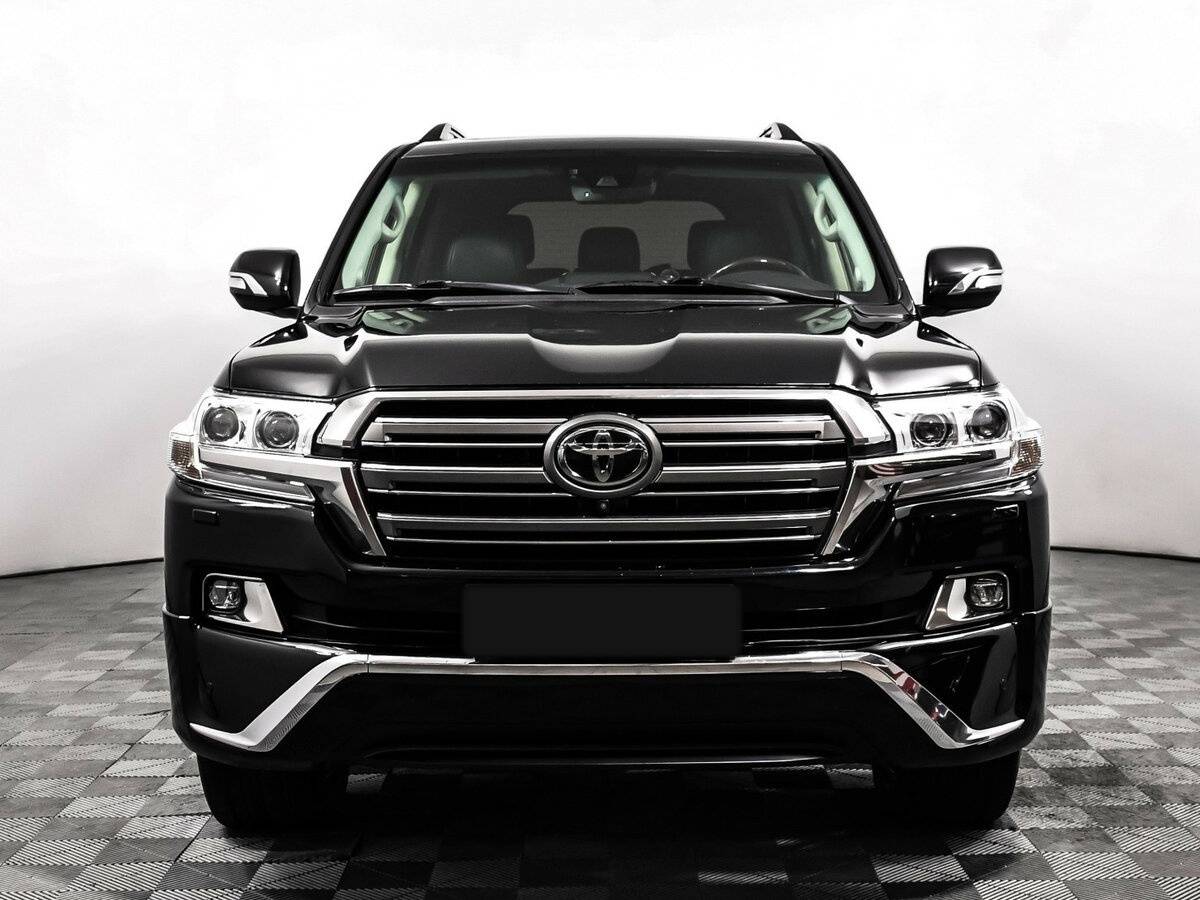 Toyota Land Cruiser с пробегом — 2015 год. Фото: #1
