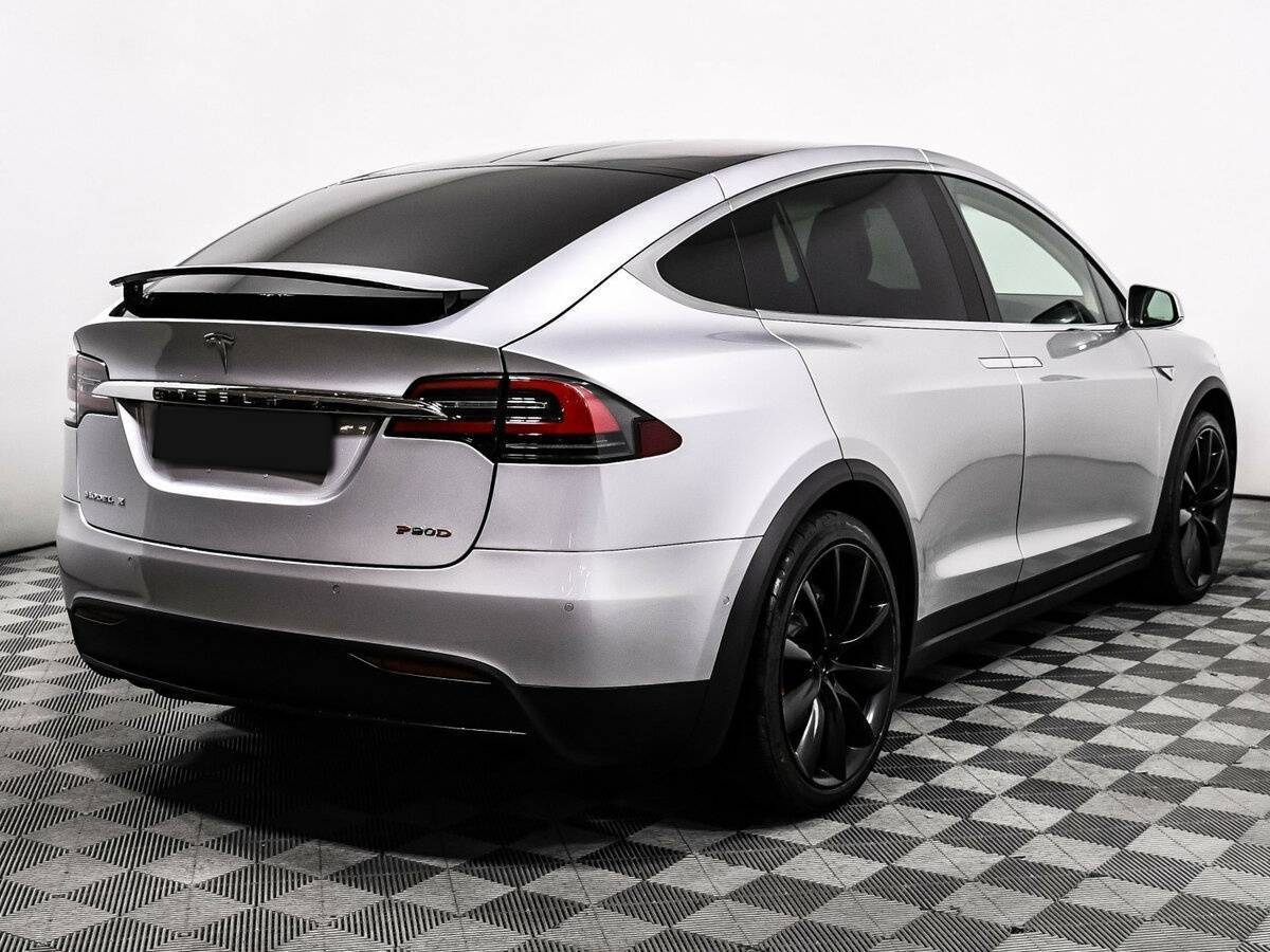 Tesla Model X с пробегом — 2016 год. Фото: #4