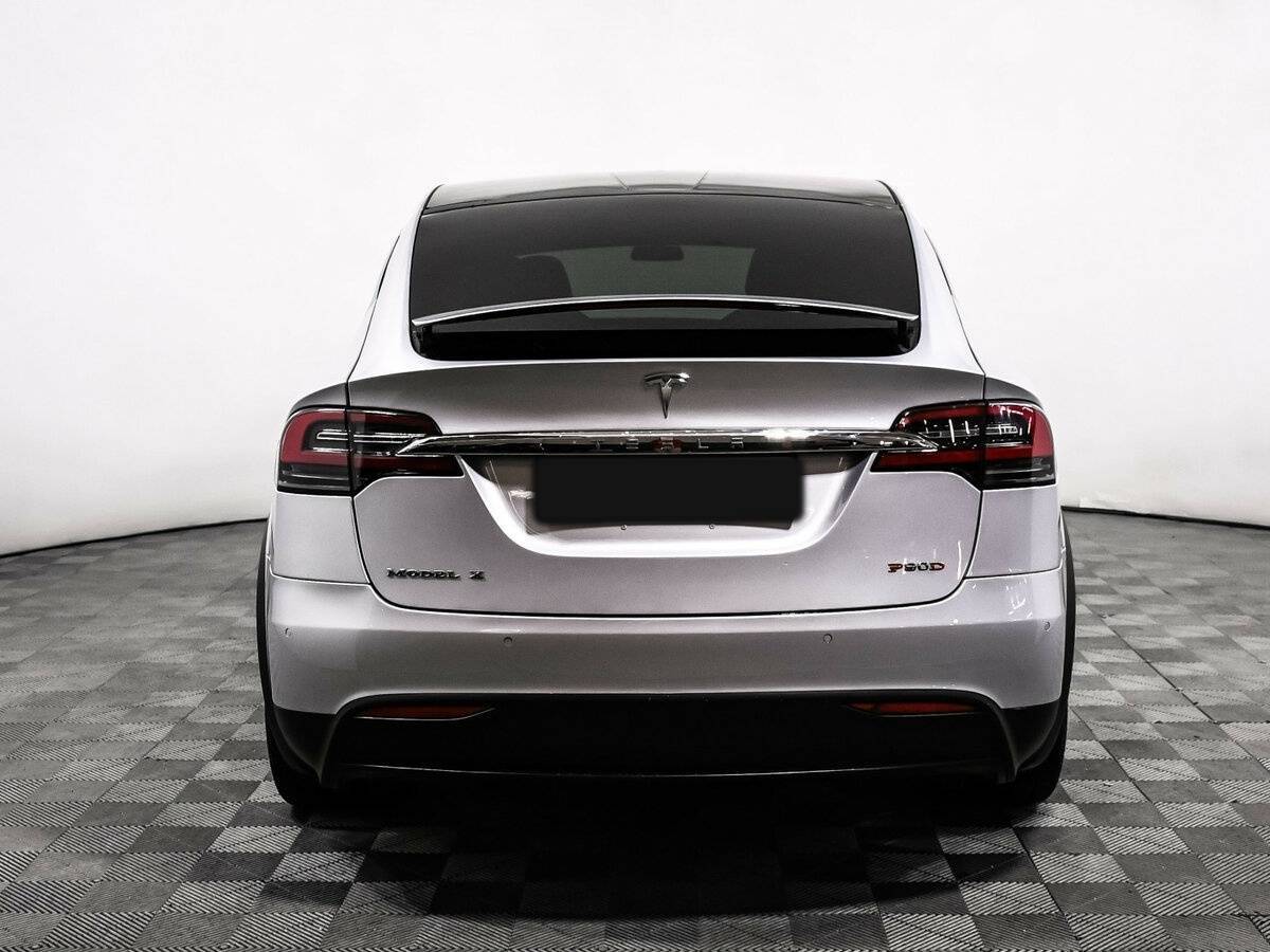 Tesla Model X с пробегом — 2016 год. Фото: #5