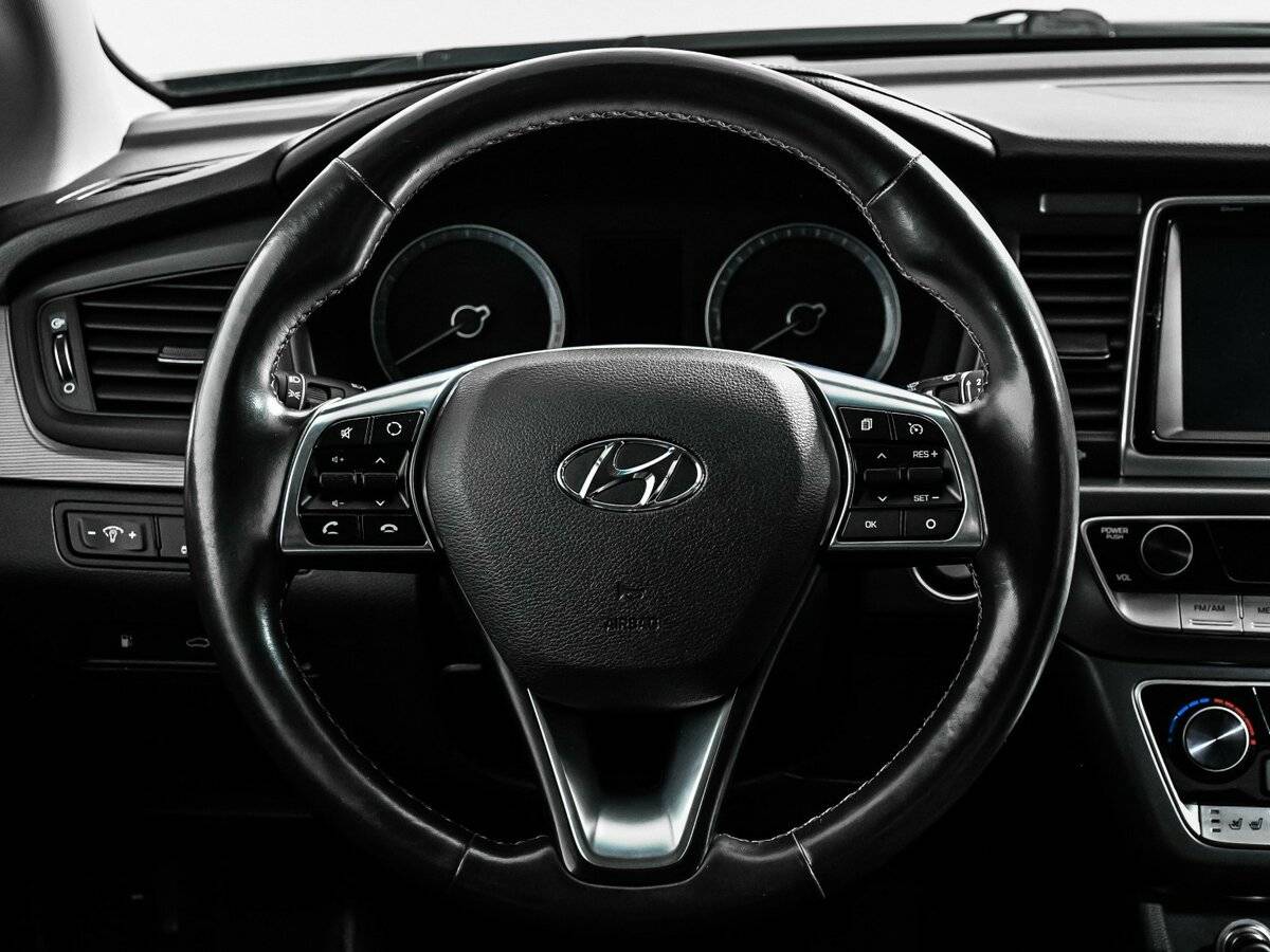 Hyundai Sonata с пробегом — 2017 год. Фото: #11