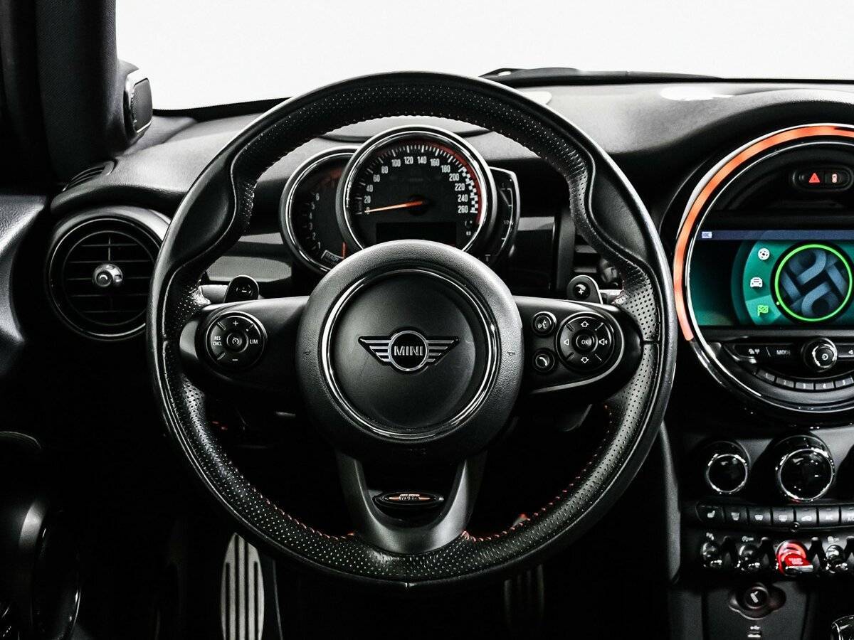 Mini Hatch с пробегом — 2020 год. Фото: #11