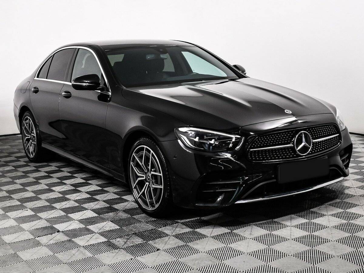Mercedes-Benz E-Класс с пробегом — 2020 год. Фото: #2