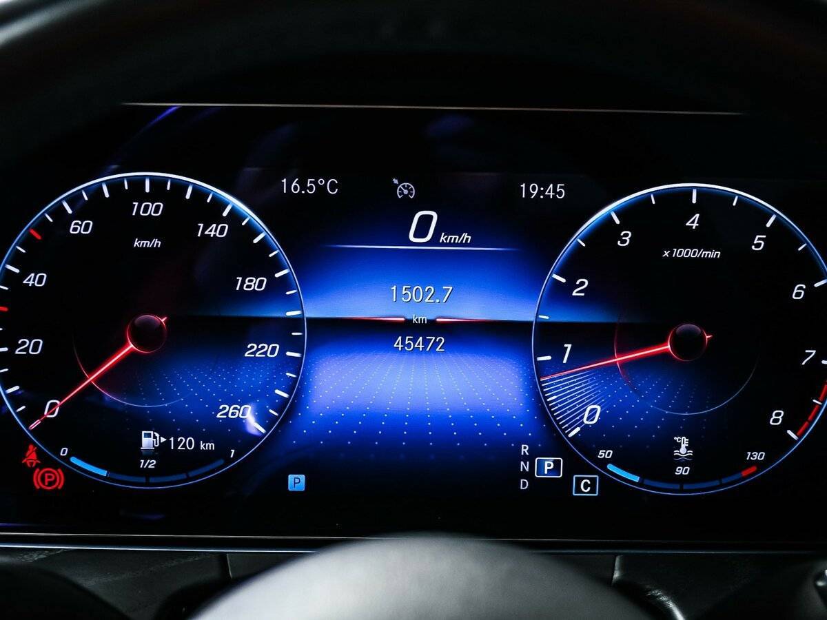 Mercedes-Benz E-Класс с пробегом — 2020 год. Фото: #9