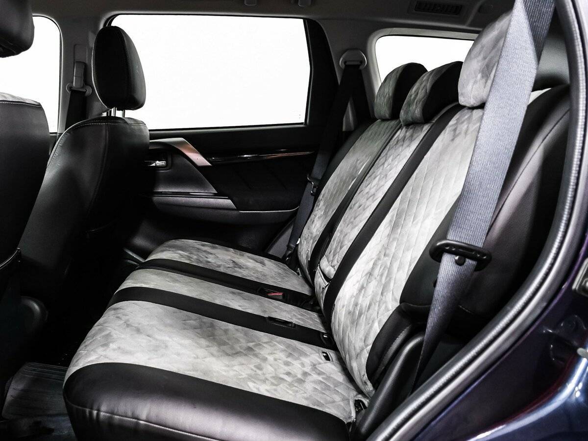 Mitsubishi Pajero Sport с пробегом — 2018 год. Фото: #11