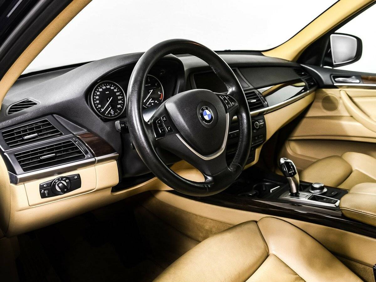 BMW X5 с пробегом — 2009 год. Фото: #12