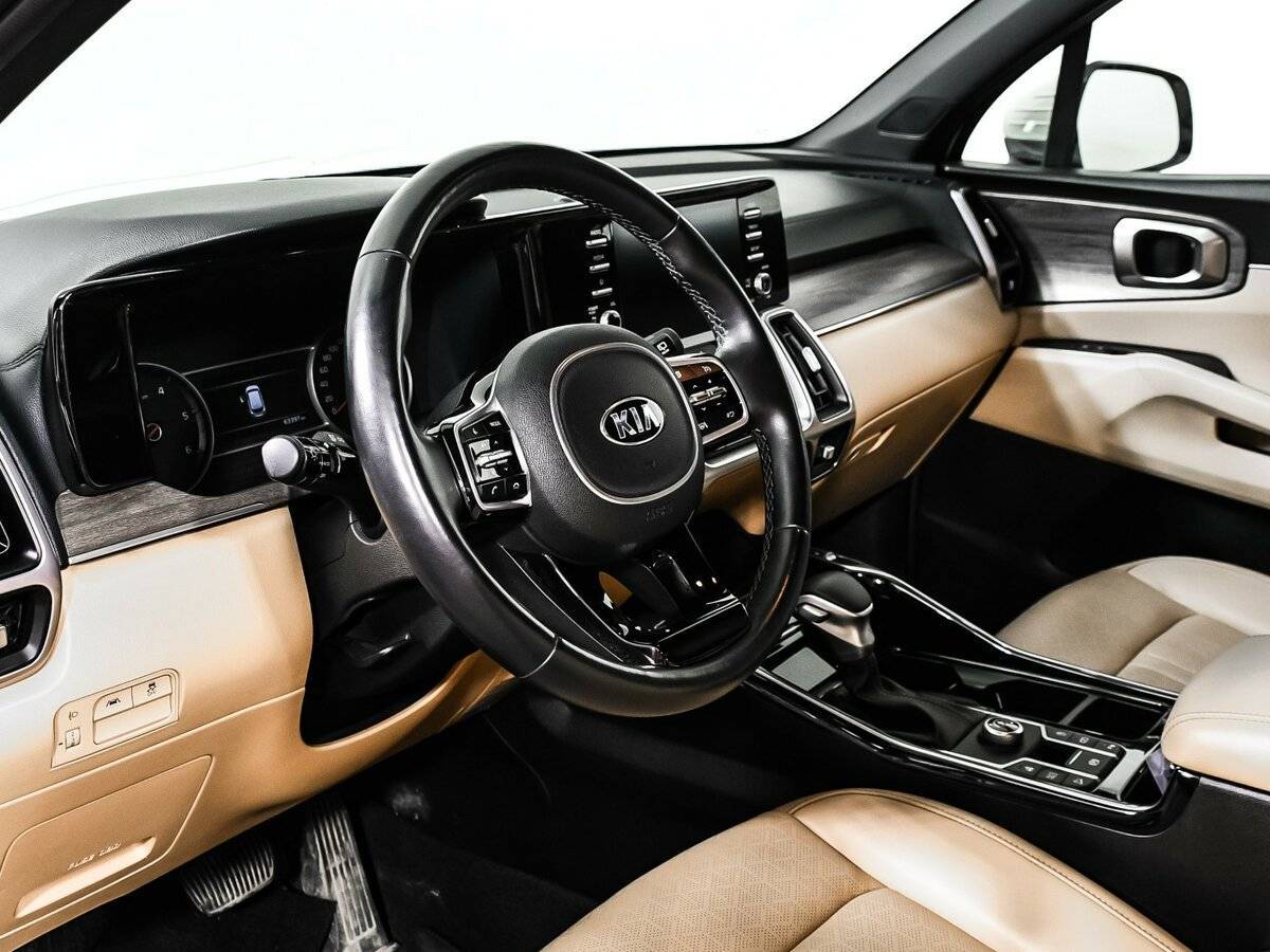 Kia Sorento с пробегом — 2020 год. Фото: #11